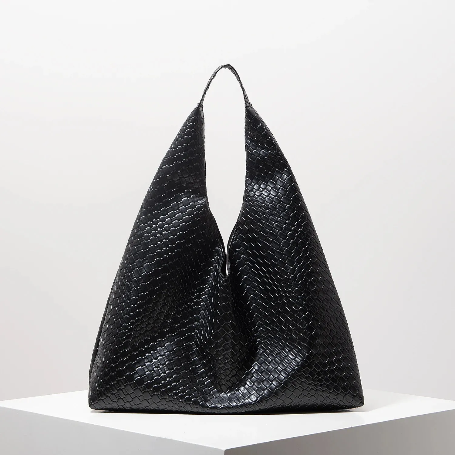 Ava Retro Woven Tote