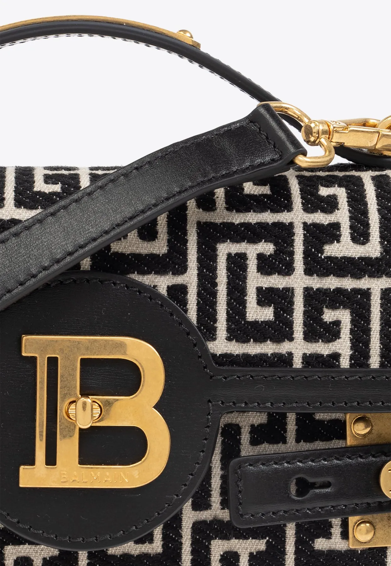 B-Buzz 24 Top Handle Bag