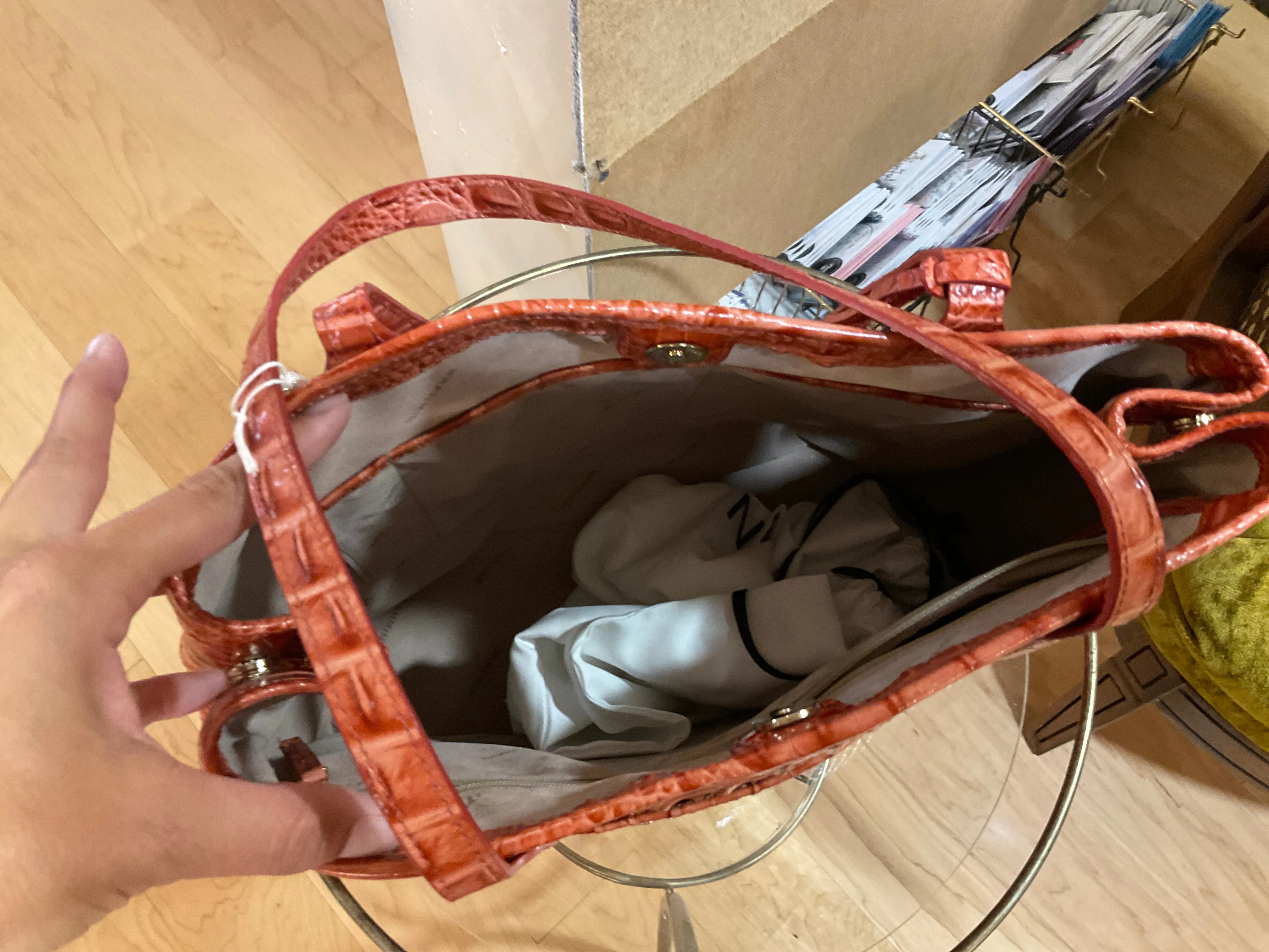 {{ClientCode}} TAN BRAHMIN PURSE
