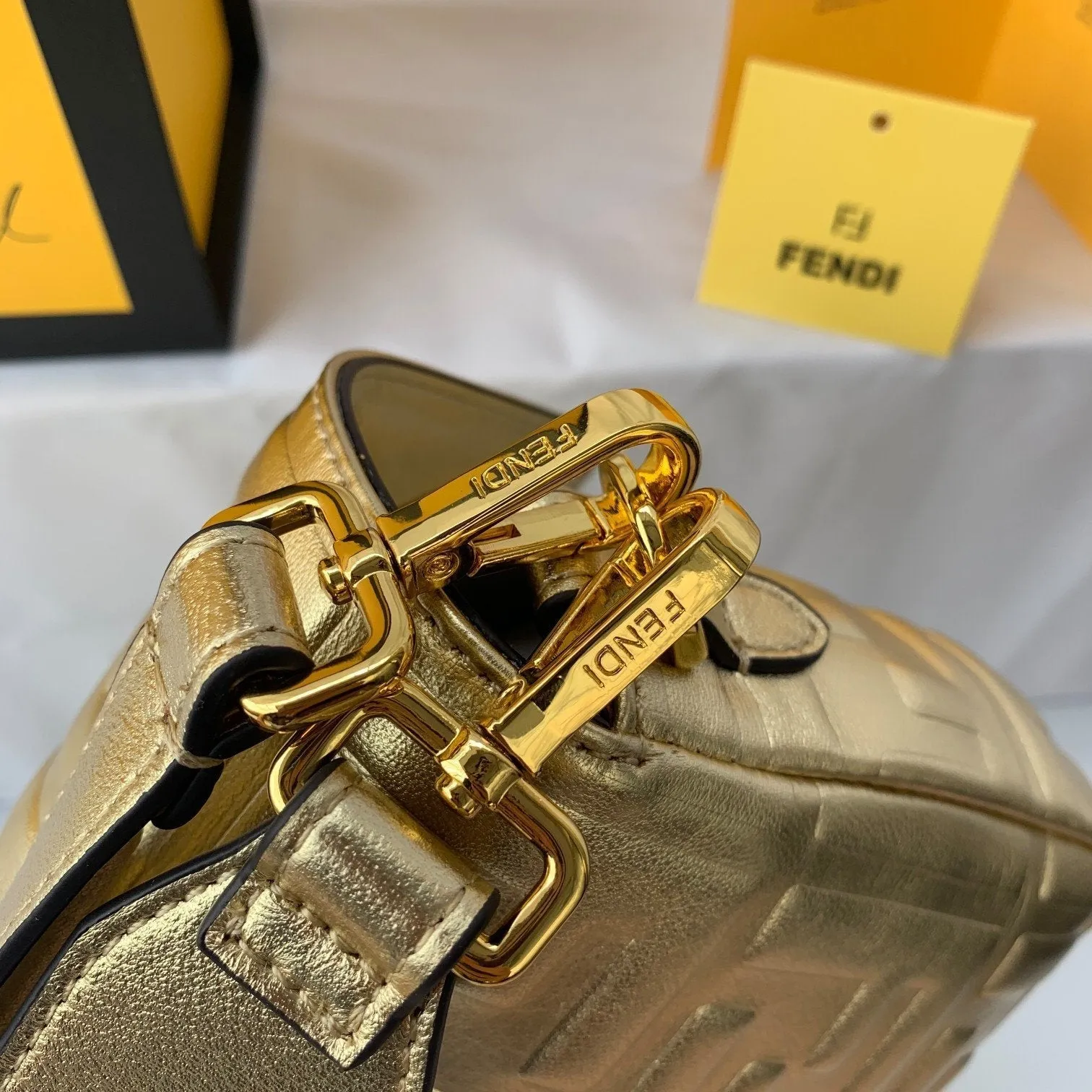 EN   Designer bags by Fendi 179