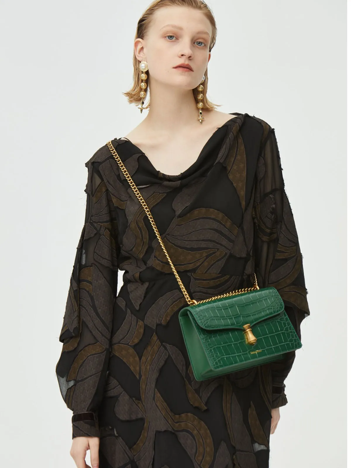 Smting | croc chain flap bag