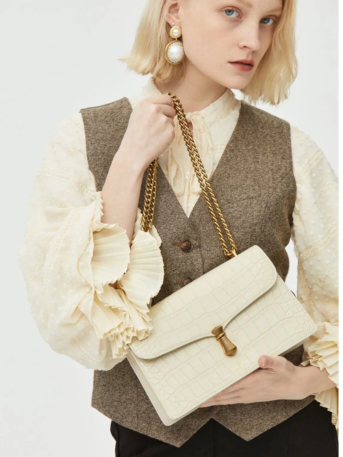 Smting | croc chain flap bag