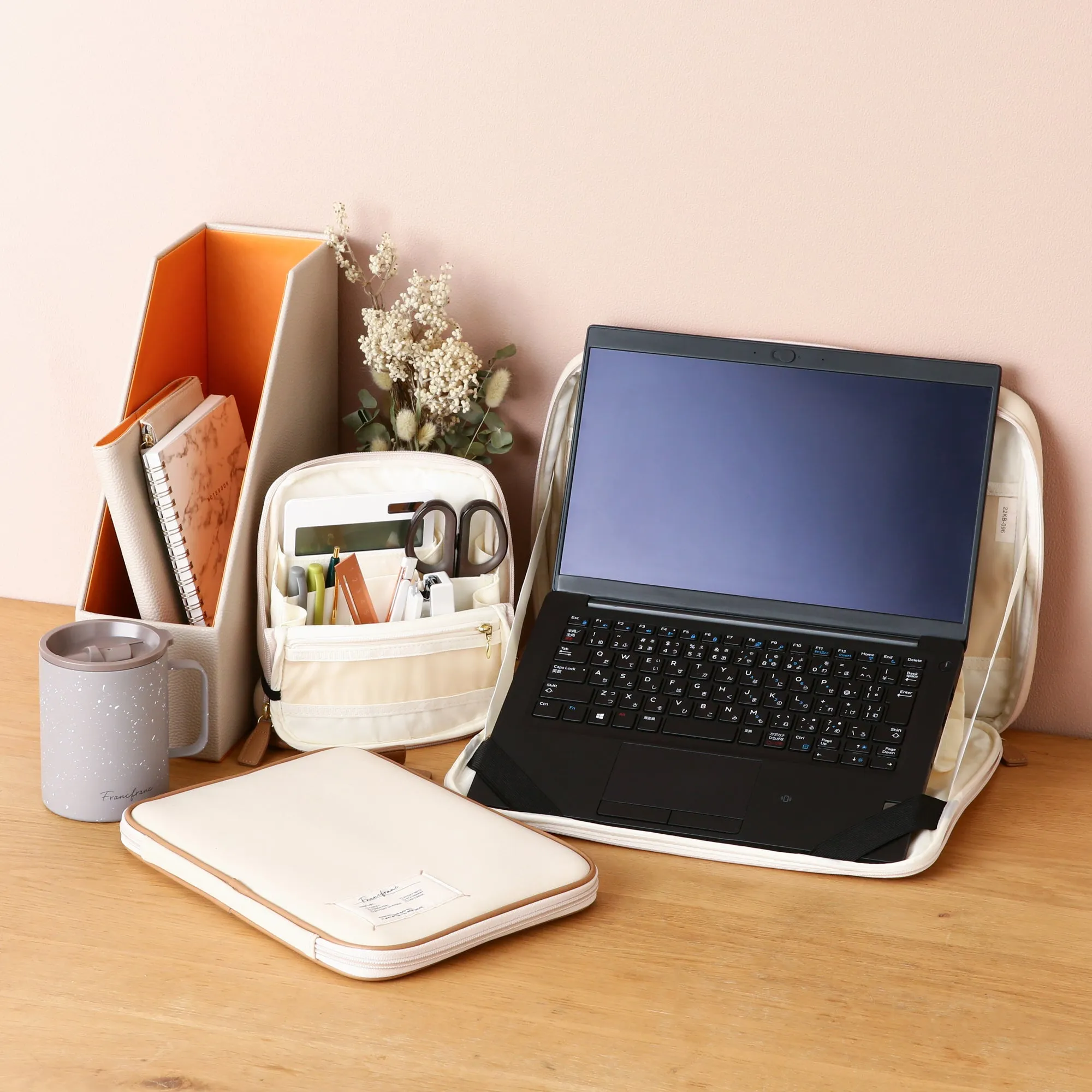 Tag Tool Pen Stand Pouch Gray